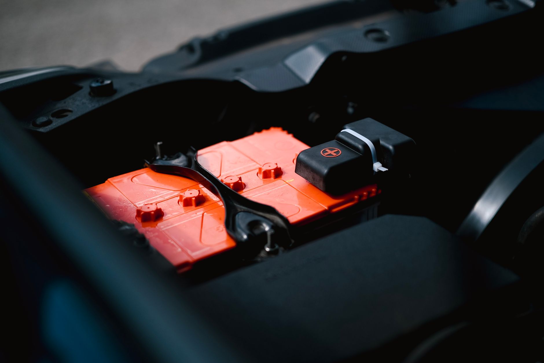 Kylsystemet för batteriet kräver regelbunden kontroll för att bibehålla cellernas livslängd.